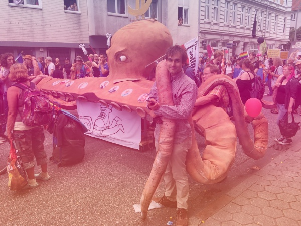 Symbolbild für 'Schweine, Kraken, Ungeziefer. Unterwegs im antisemitischen Tierpark.'